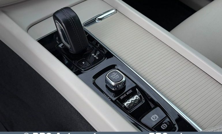 
								Volvo XC 60 B4 Mild-Hybrid Automatas 2020 full									