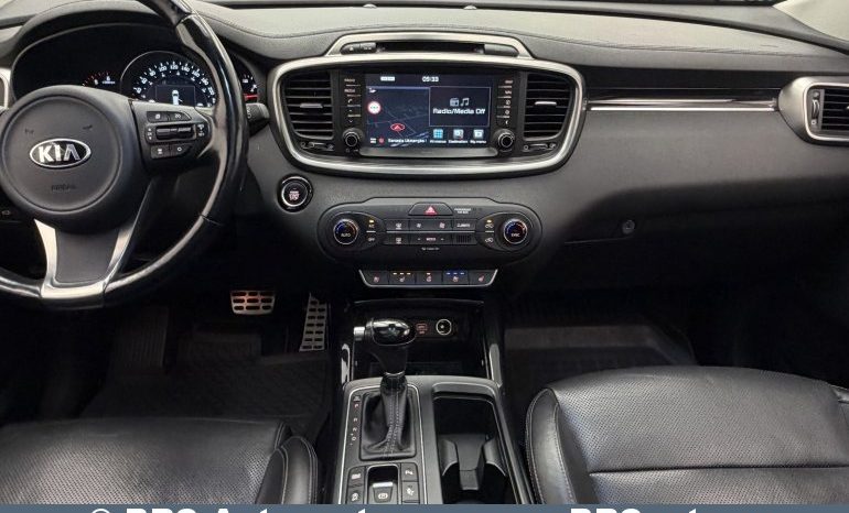 
								Kia Sorento 2.2 CRDi Automatas 2016 full									