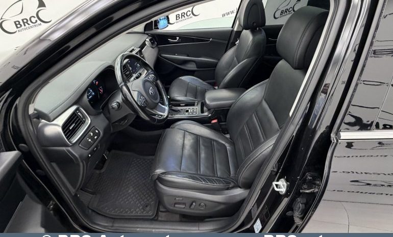 
								Kia Sorento 2.2 CRDi Automatas 2016 full									