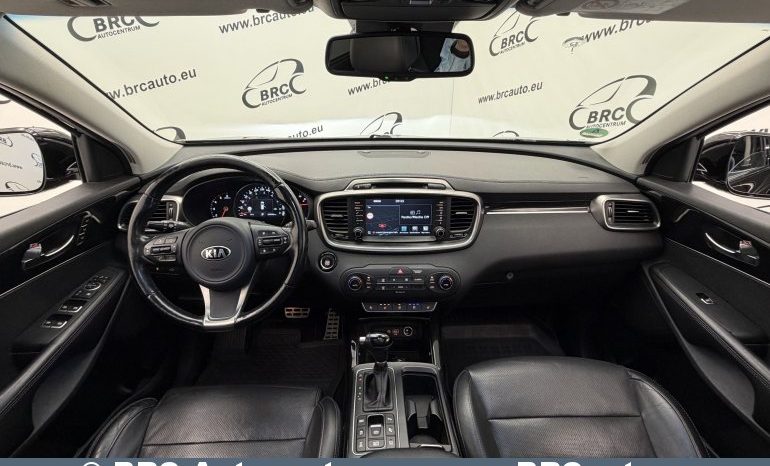 
								Kia Sorento 2.2 CRDi Automatas 2016 full									