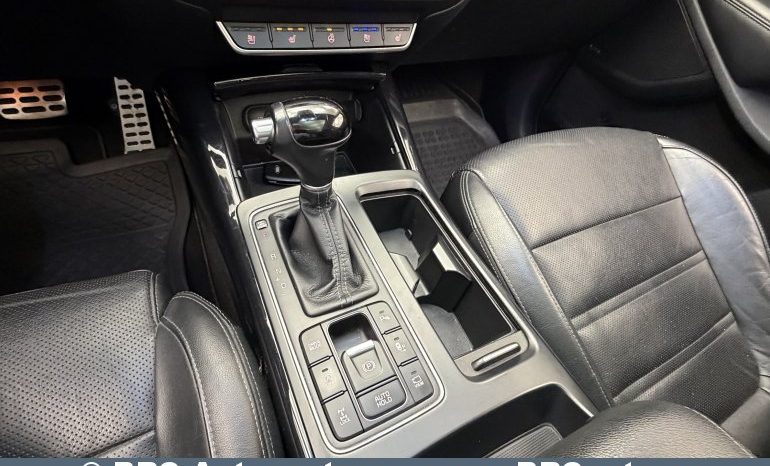 
								Kia Sorento 2.2 CRDi Automatas 2016 full									