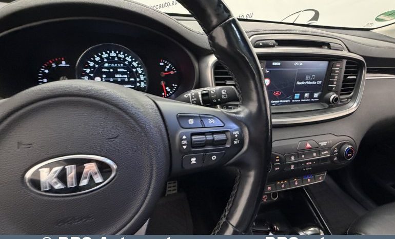 
								Kia Sorento 2.2 CRDi Automatas 2016 full									