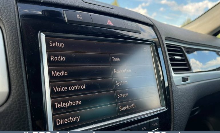 
								Volkswagen Touareg 3.0 V6 TDI BlueMotion 2011 full									