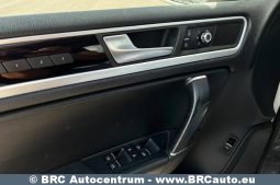 
										Volkswagen Touareg 3.0 V6 TDI BlueMotion 2011 full									