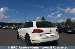 
										Volkswagen Touareg 3.0 V6 TDI BlueMotion 2011 full									