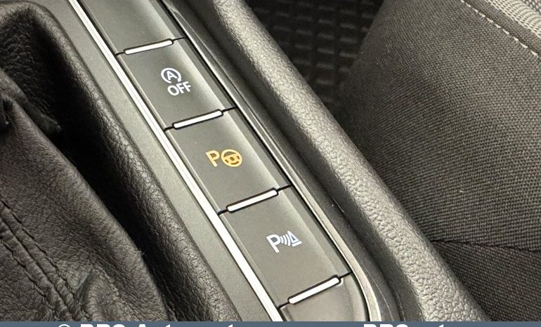 
								Volkswagen Tiguan 1.4 TSI Automatas 2017 full									