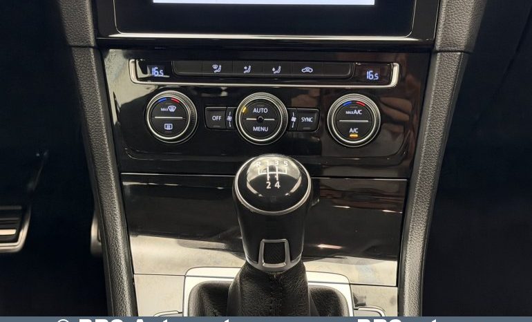 
								Volkswagen Golf 1.6 TDI IQ Drive 2020 full									