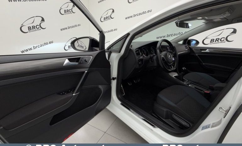 
								Volkswagen Golf 1.6 TDI IQ Drive 2020 full									