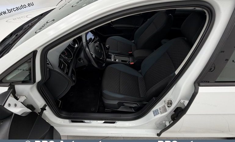 
								Volkswagen Golf 1.6 TDI IQ Drive 2020 full									