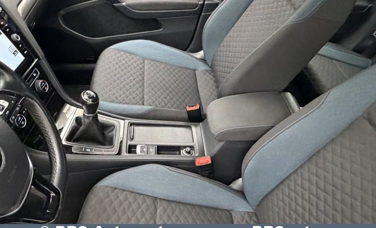 
								Volkswagen Golf 1.6 TDI IQ Drive 2020 full									