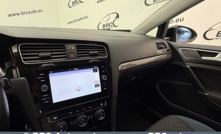 
								Volkswagen Golf 1.6 TDI IQ Drive 2020 full									