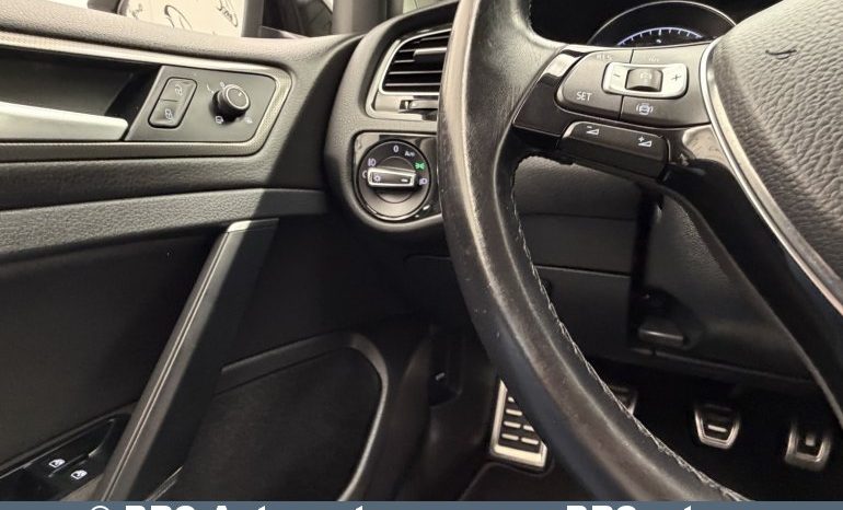 
								Volkswagen Golf 1.6 TDI IQ Drive 2020 full									