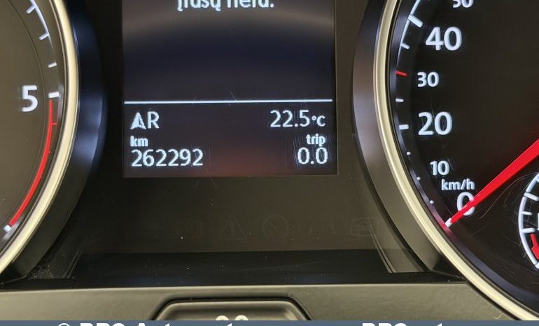 
								Volkswagen Golf 1.6 TDI IQ Drive 2020 full									