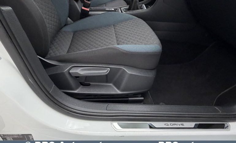 
								Volkswagen Golf 1.6 TDI IQ Drive 2020 full									