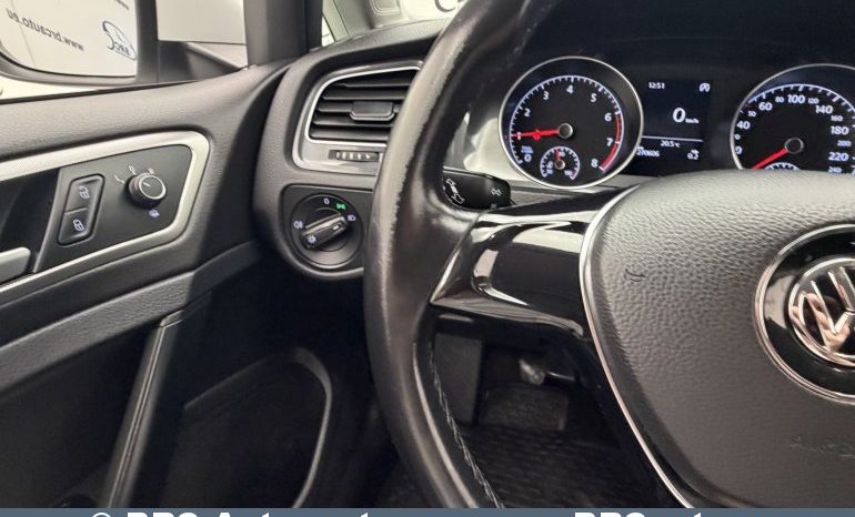 
								Volkswagen Golf 1.0 TSI Trendline 2018 full									