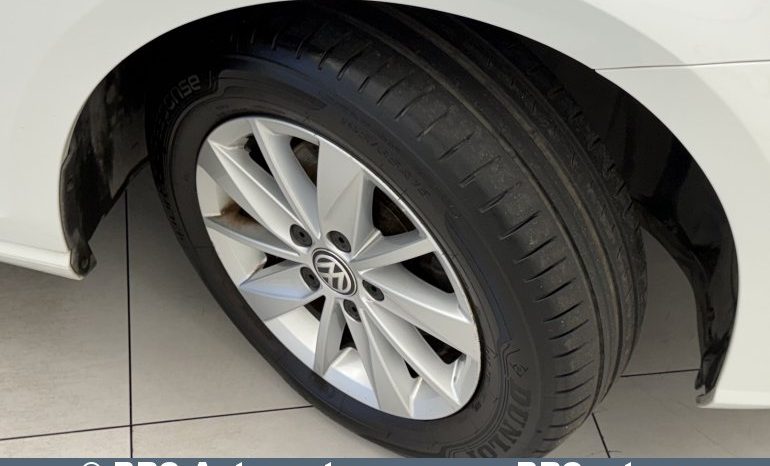 
								Volkswagen Golf 1.0 TSI Trendline 2018 full									