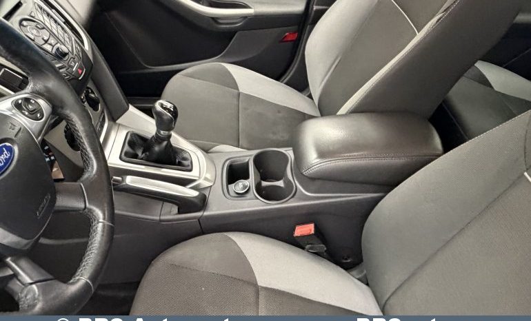 
								Ford Focus 1.0 Ecoboost 2012 full									