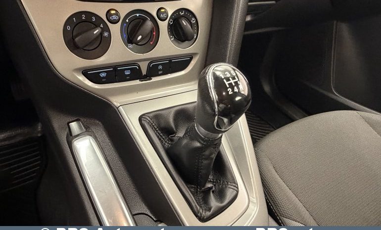 
								Ford Focus 1.0 Ecoboost 2012 full									