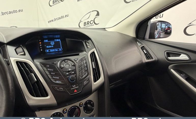 
								Ford Focus 1.0 Ecoboost 2012 full									