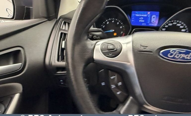 
								Ford Focus 1.0 Ecoboost 2012 full									
