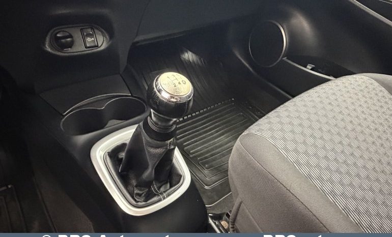 
								Toyota Yaris 1.0 VVT-i 2014 full									