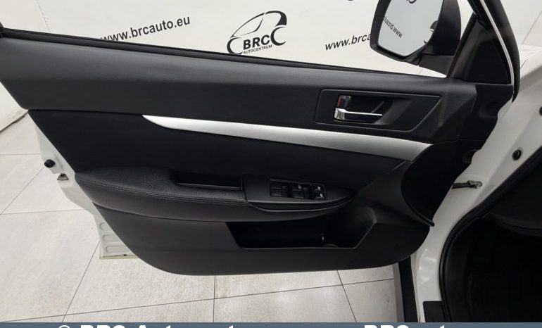 
								Subaru Outback 2.5 BiFue Automatas 2013 full									