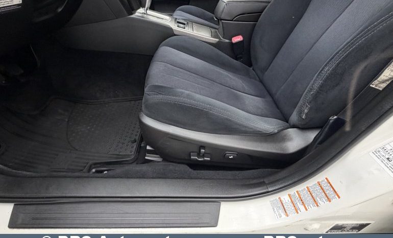 
								Subaru Outback 2.5 BiFue Automatas 2013 full									