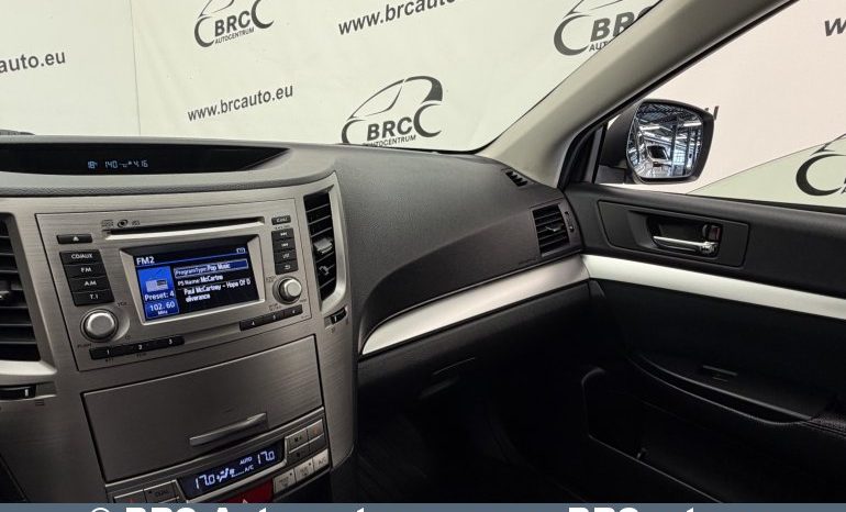
								Subaru Outback 2.5 BiFue Automatas 2013 full									