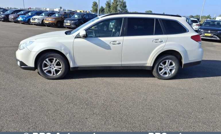 
								Subaru Outback 2.5 BiFue Automatas 2013 full									