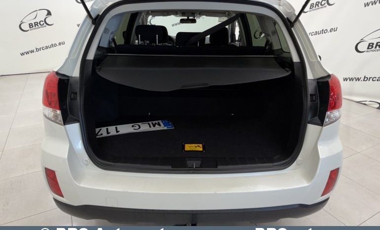 
								Subaru Outback 2.5 BiFue Automatas 2013 full									
