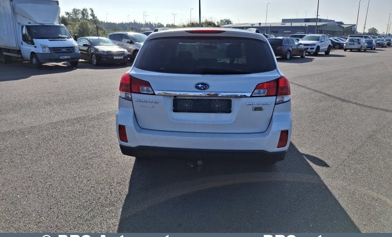 
								Subaru Outback 2.5 BiFue Automatas 2013 full									