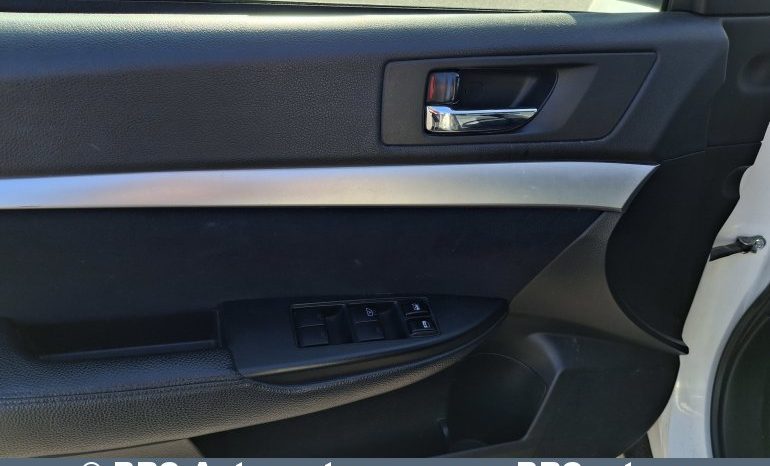 
								Subaru Outback 2.5 BiFue Automatas 2013 full									
