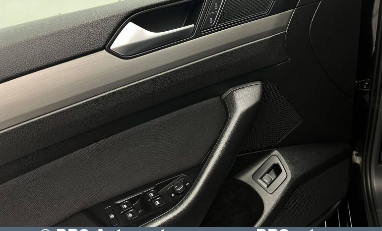 
								Volkswagen Passat 1.5 TSI Automatas 2020 full									