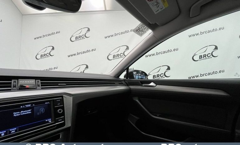 
								Volkswagen Passat 1.5 TSI Automatas 2020 full									