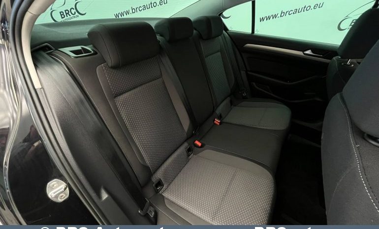 
								Volkswagen Passat 1.5 TSI Automatas 2020 full									