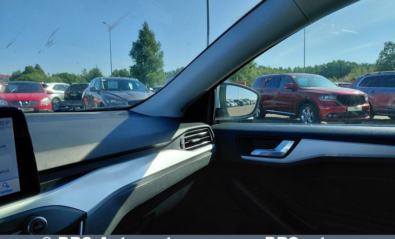 
								Ford Focus 1.0 EcoBoost Automatas 2022 full									
