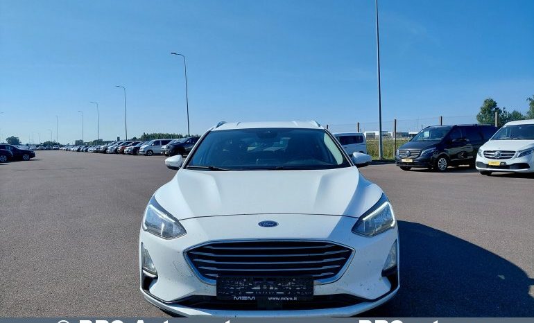 
								Ford Focus 1.0 EcoBoost Automatas 2022 full									