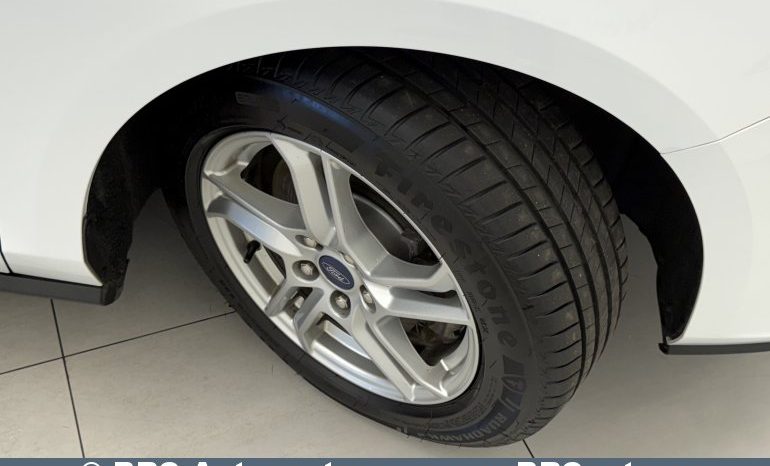 
								Ford Focus 1.0 EcoBoost Automatas 2022 full									