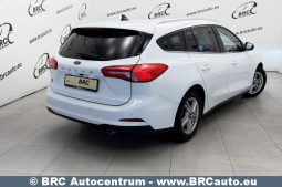 
										Ford Focus 1.0 EcoBoost Automatas 2022 full									
