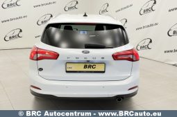 
										Ford Focus 1.0 EcoBoost Automatas 2022 full									