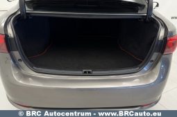 
										Toyota Avensis 1.8 Valvematic Active Multidrive S Automatas 2018 full									