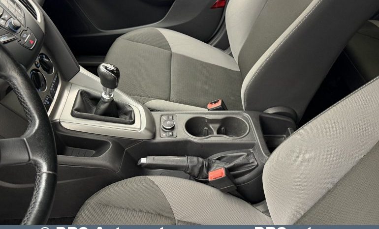 
								Ford Focus 1.6 TDCi 2014 full									