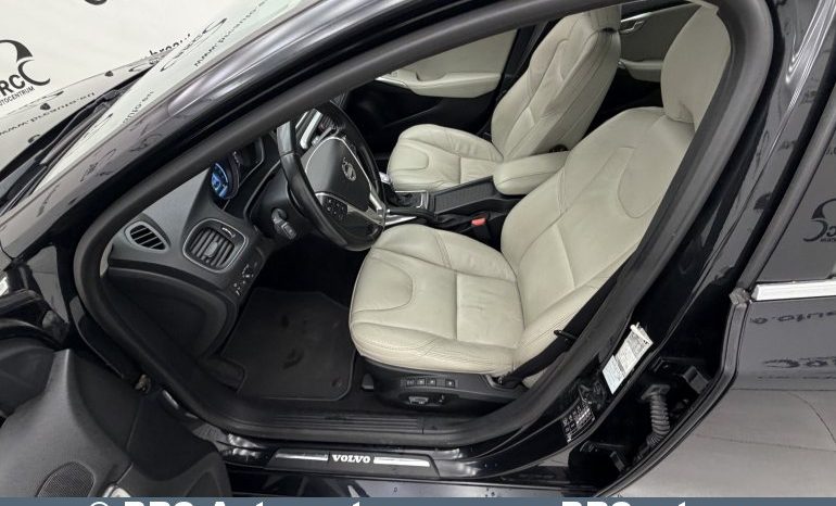 
								Volvo V40 D4 Summum Automatas 2012 full									