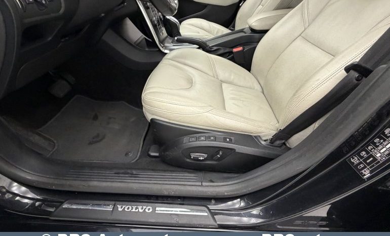 
								Volvo V40 D4 Summum Automatas 2012 full									