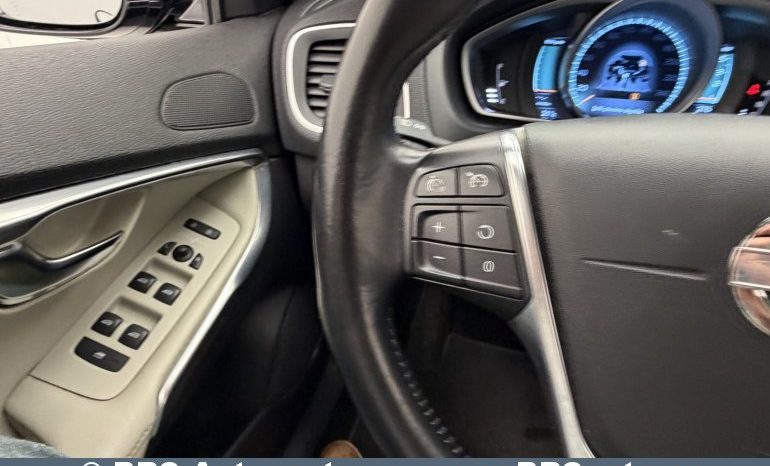 
								Volvo V40 D4 Summum Automatas 2012 full									