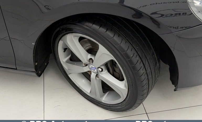 
								Volvo V40 D4 Summum Automatas 2012 full									