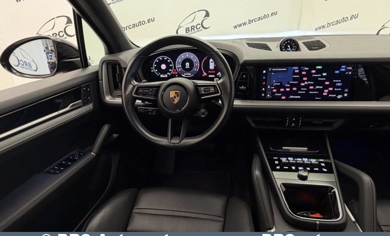
								Porsche Cayenne V6 4WD Automatas 2023 full									