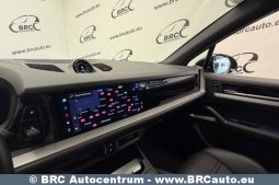
										Porsche Cayenne V6 4WD Automatas 2023 full									