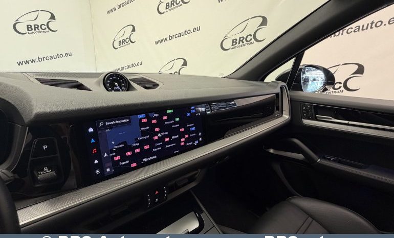 
								Porsche Cayenne V6 4WD Automatas 2023 full									