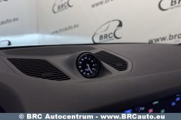 
										Porsche Cayenne V6 4WD Automatas 2023 full									